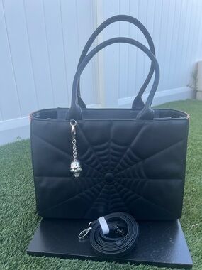 Lux de Ville Elvira Spiderweb Tote